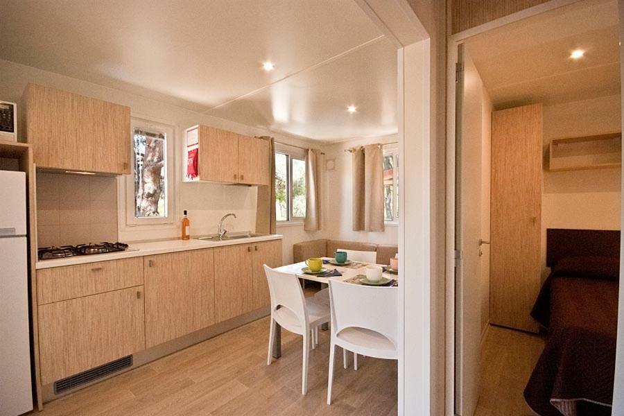 Acquaviva Village Camping Portoferraio Exteriör bild