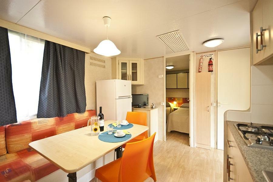 Acquaviva Village Camping Portoferraio Exteriör bild